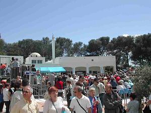 NIMES JEUDI 05 MAI 2005 RENE LAUGIER 007